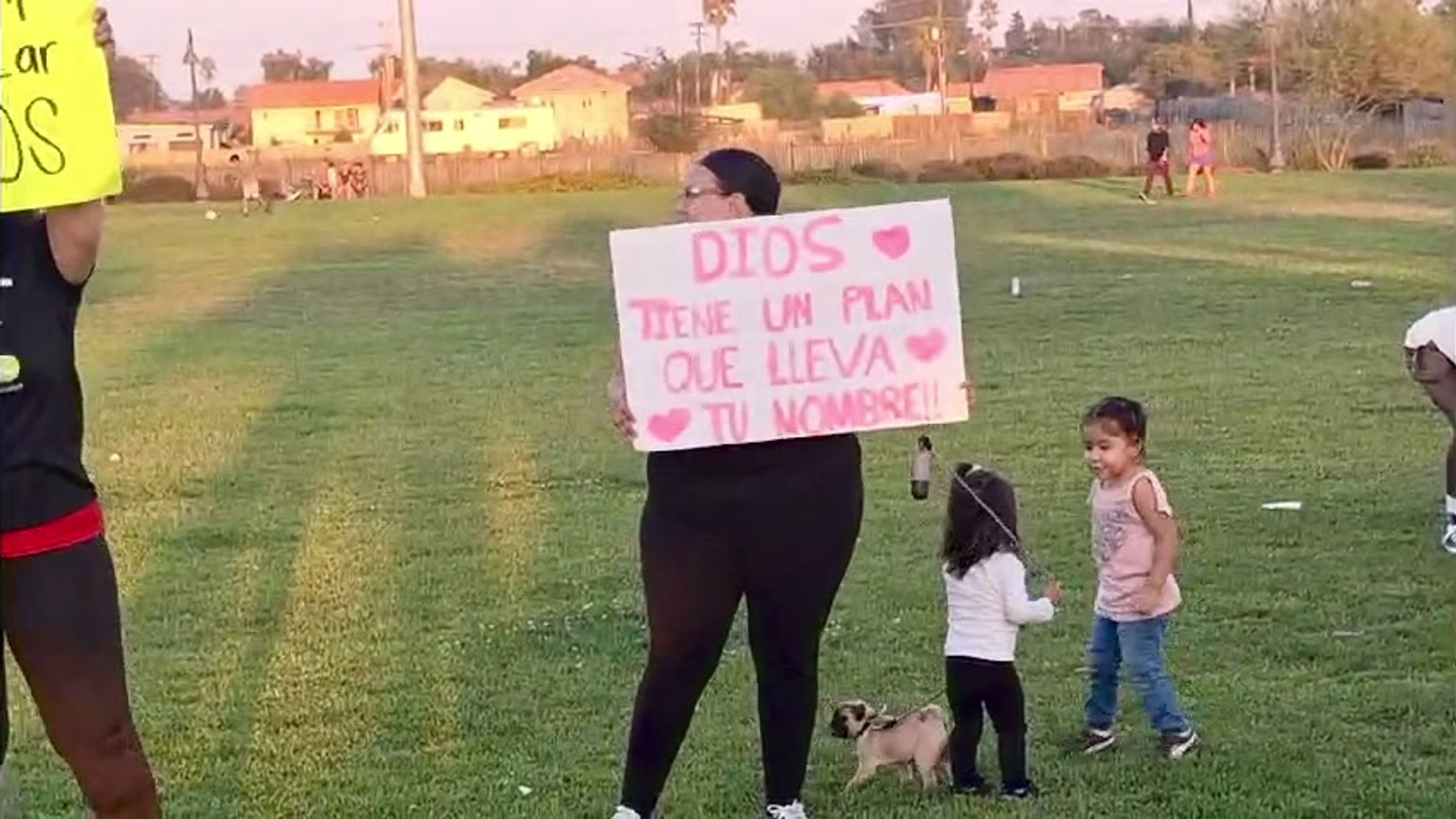 Preaching the Gospel with Song and Dance / Predicando el Evangelio con Alabanza y Danza